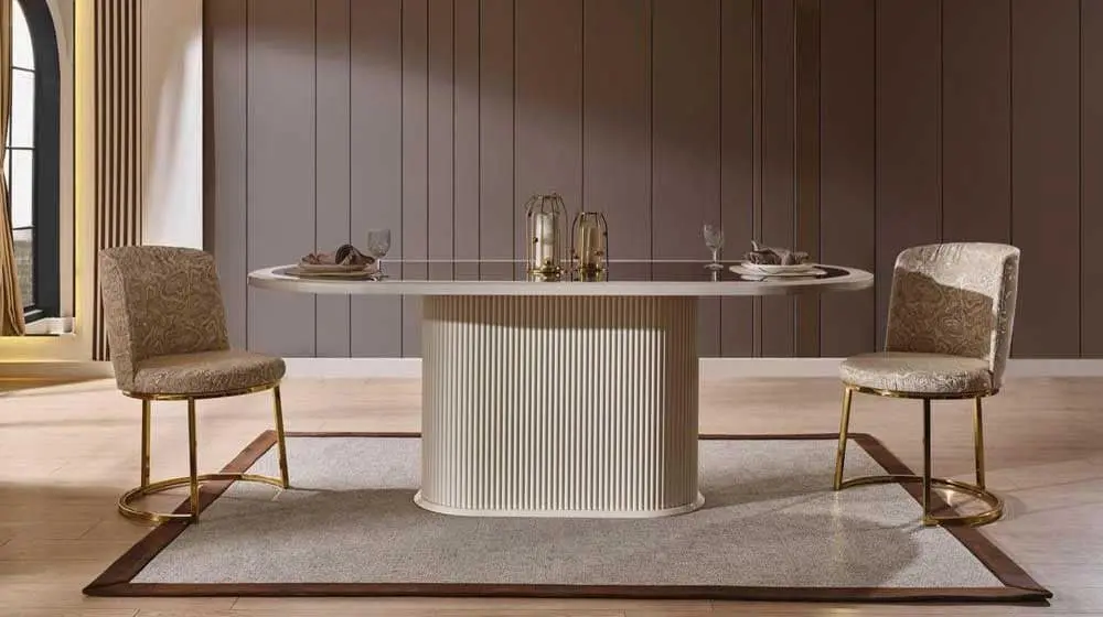 Gucci Ekrü Esszimmer-Set