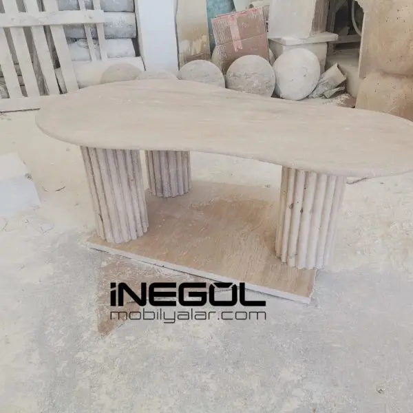 Table en travertin véritable