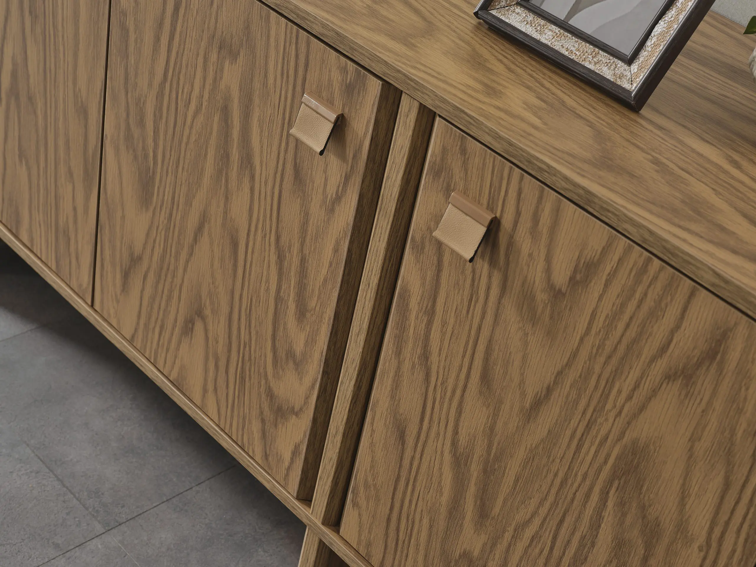 ZİRVE YEMEK ODASI TAKIMI 2 ZİRVE YEMEK ODASI TAKIMI