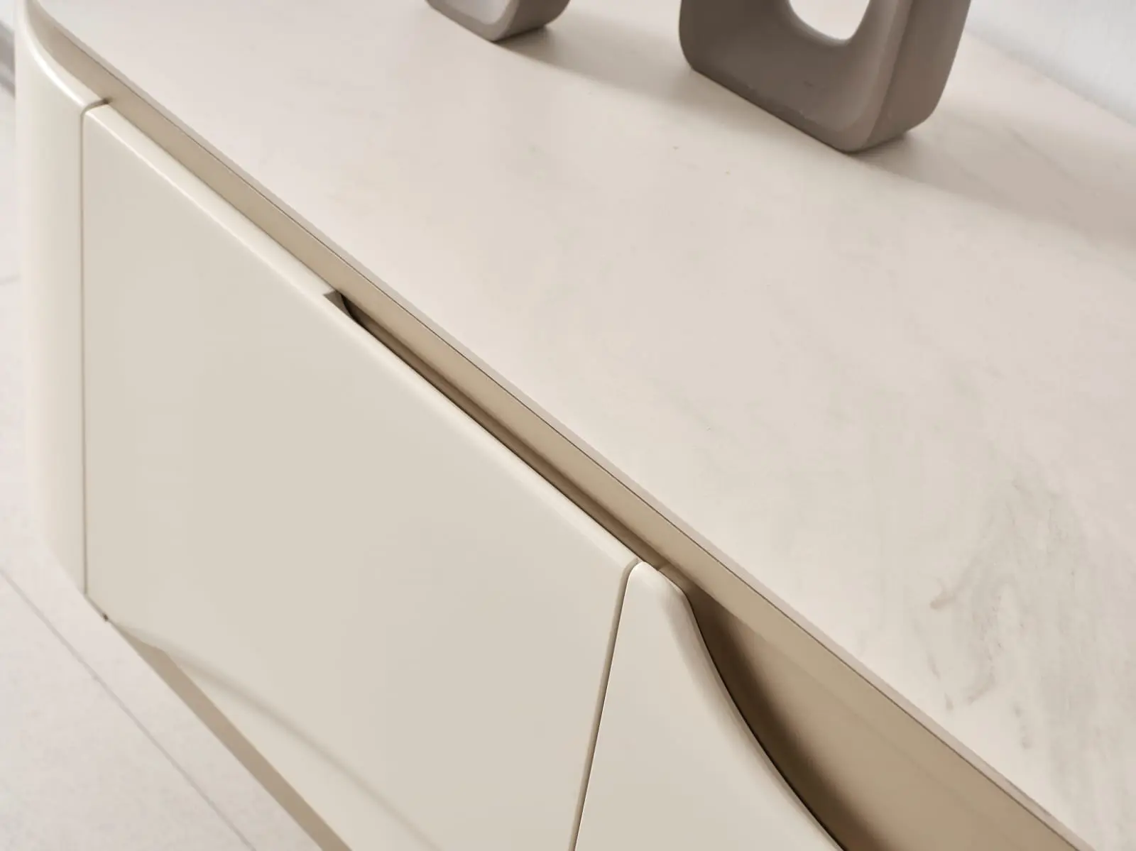 Aspera Tv Ünitesi 4 Aspera Tv Ünitesi