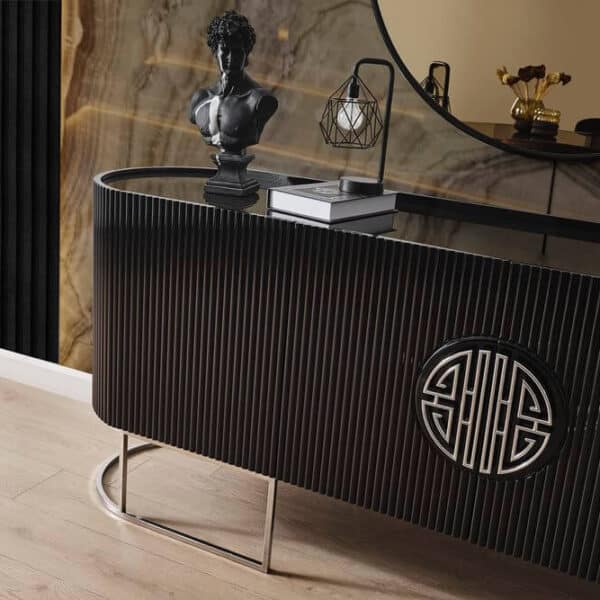 Gucci Siyah Gümüş Yemek Odası